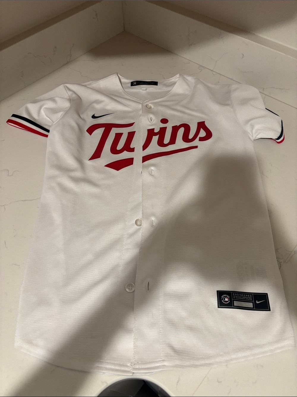 Nike White Minnesota Twins Youth Button-Up Jersey M